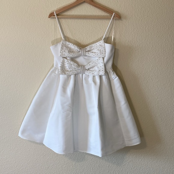 ANTHROPOLOGY SACHIN & BABI SLOANE TAFFETA PEARL DOUBLE-BOW PLEATED MINI …